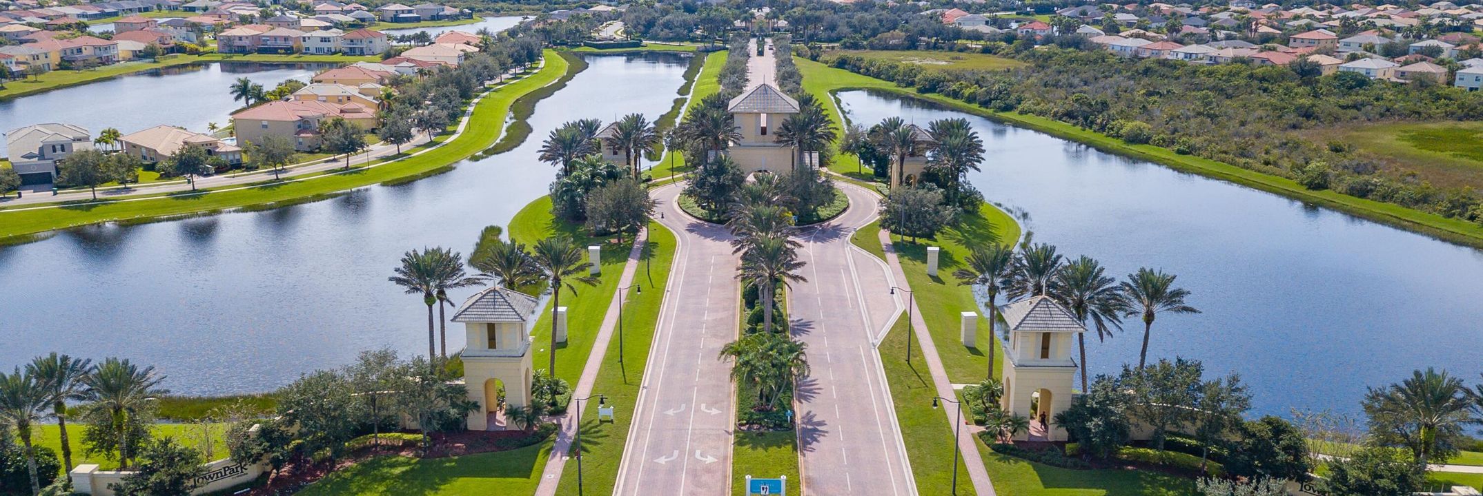 For Sale: $545,000 (5 beds, 2 baths, 2772 Square Feet)