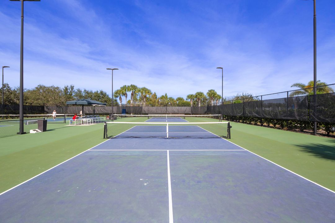 На продажу: $290,000 (2 спален, 2 ванн, 1526 Квадратных фут)