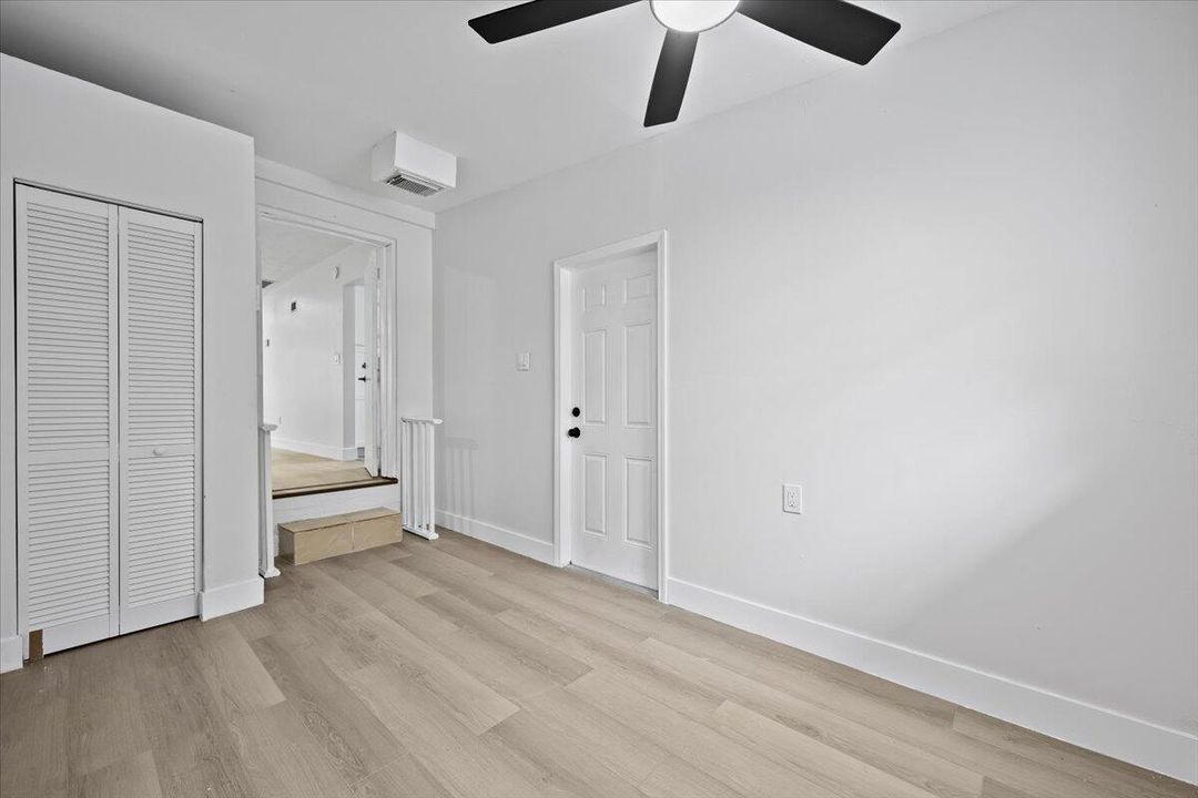 待售: $469,000 (5 贝兹, 3 浴室, 1620 平方英尺)