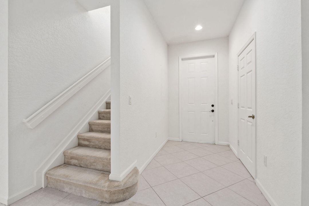 For Sale: $213,678 (3 beds, 2 baths, 1698 Square Feet)