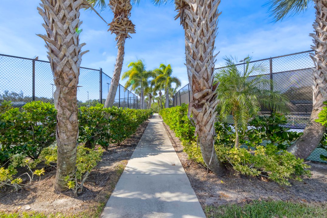 На продажу: $290,000 (2 спален, 2 ванн, 1526 Квадратных фут)