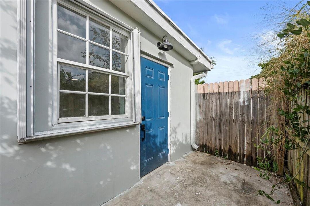 待售: $469,000 (5 贝兹, 3 浴室, 1620 平方英尺)