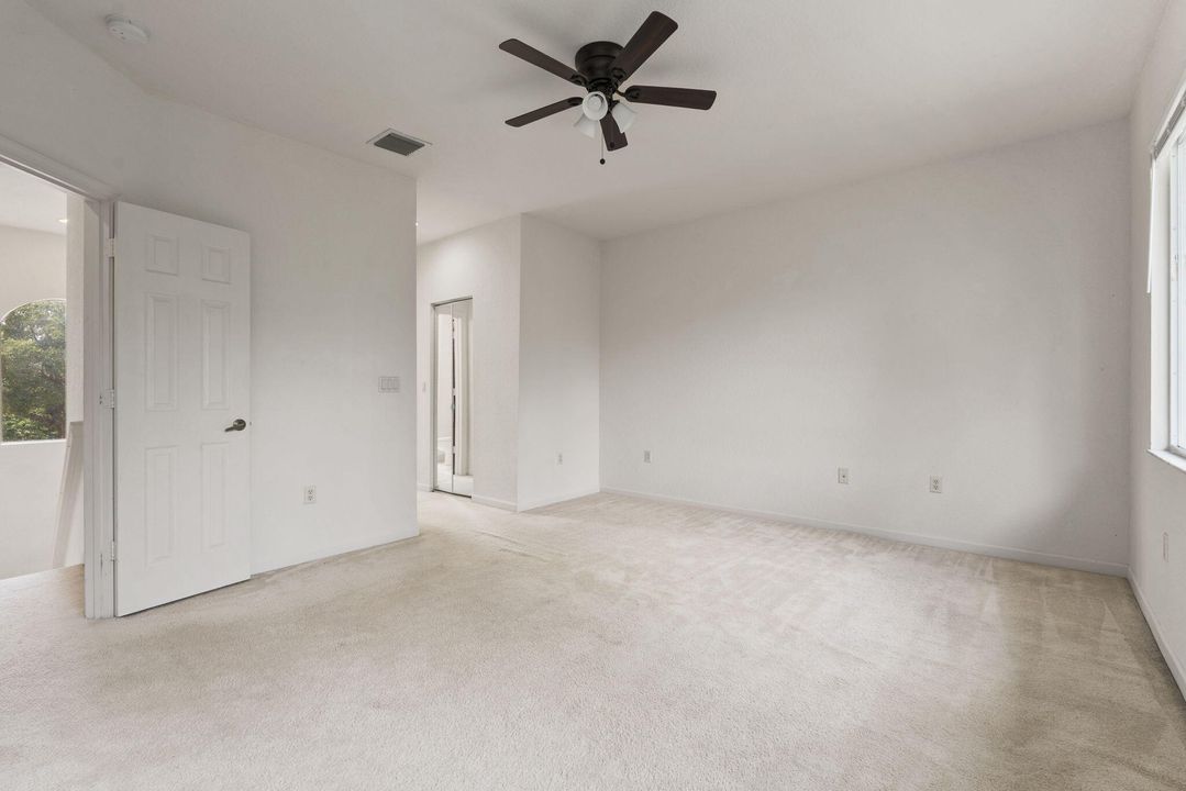 For Sale: $213,678 (3 beds, 2 baths, 1698 Square Feet)