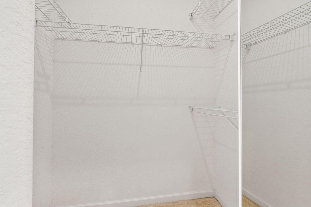 For Sale: $213,678 (3 beds, 2 baths, 1698 Square Feet)