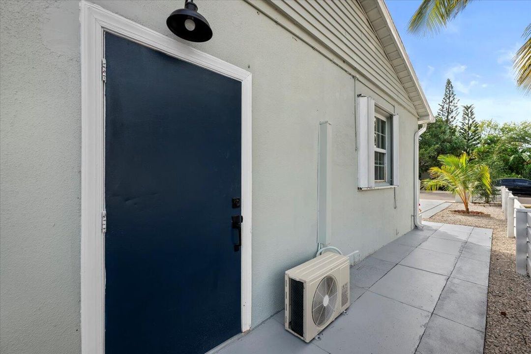 待售: $469,000 (5 贝兹, 3 浴室, 1620 平方英尺)