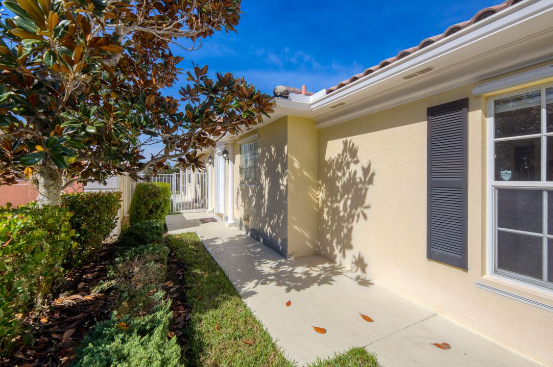 На продажу: $290,000 (2 спален, 2 ванн, 1526 Квадратных фут)