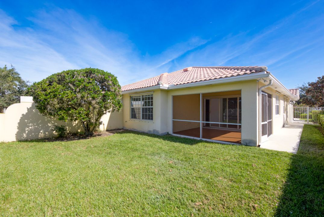 На продажу: $290,000 (2 спален, 2 ванн, 1526 Квадратных фут)