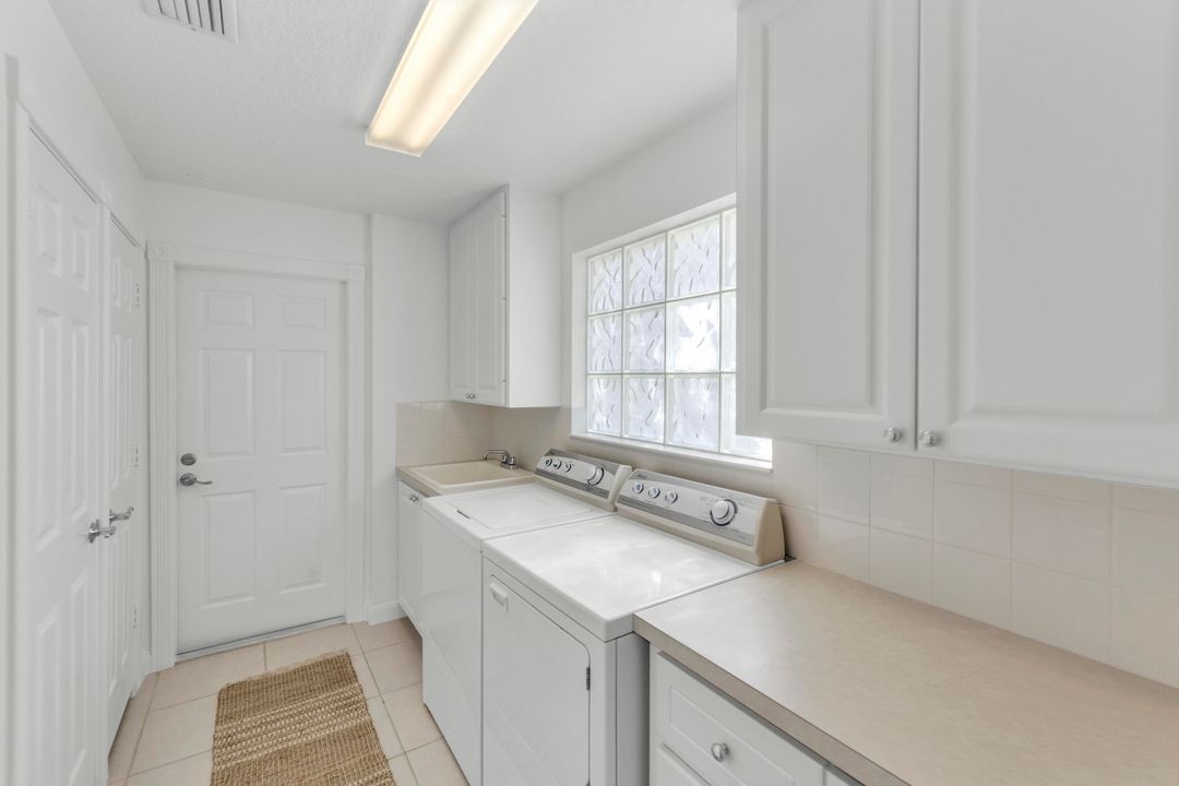 На продажу: $290,000 (2 спален, 2 ванн, 1526 Квадратных фут)