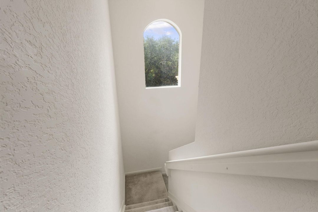 For Sale: $213,678 (3 beds, 2 baths, 1698 Square Feet)