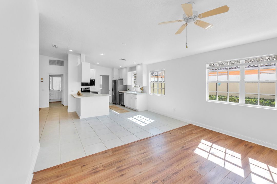 На продажу: $290,000 (2 спален, 2 ванн, 1526 Квадратных фут)