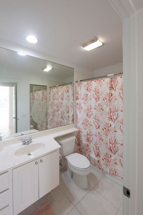 На продажу: $290,000 (2 спален, 2 ванн, 1526 Квадратных фут)