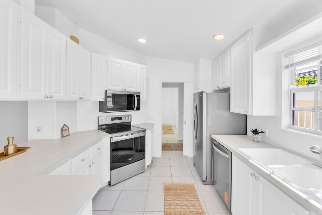 На продажу: $290,000 (2 спален, 2 ванн, 1526 Квадратных фут)