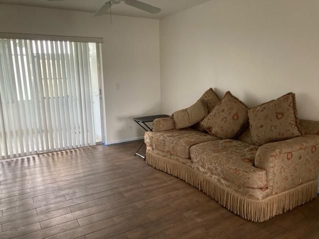 En Renta: $1,700 (2 camas, 1 baños, 815 Pies cuadrados)