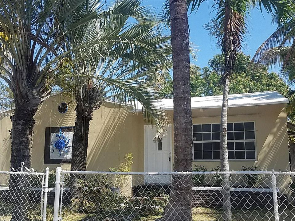 En Renta: $1,950 (1 camas, 1 baños, 700 Pies cuadrados)