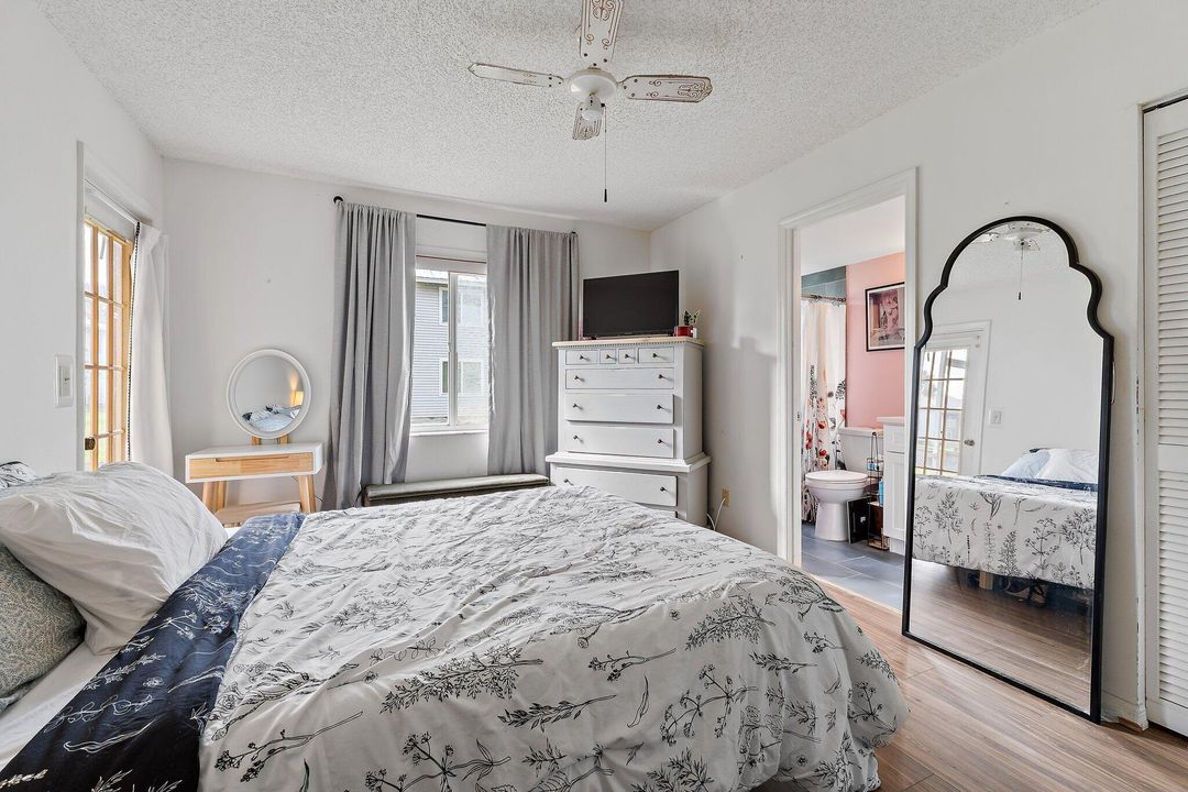 На продажу: $179,900 (3 спален, 2 ванн, 1116 Квадратных фут)