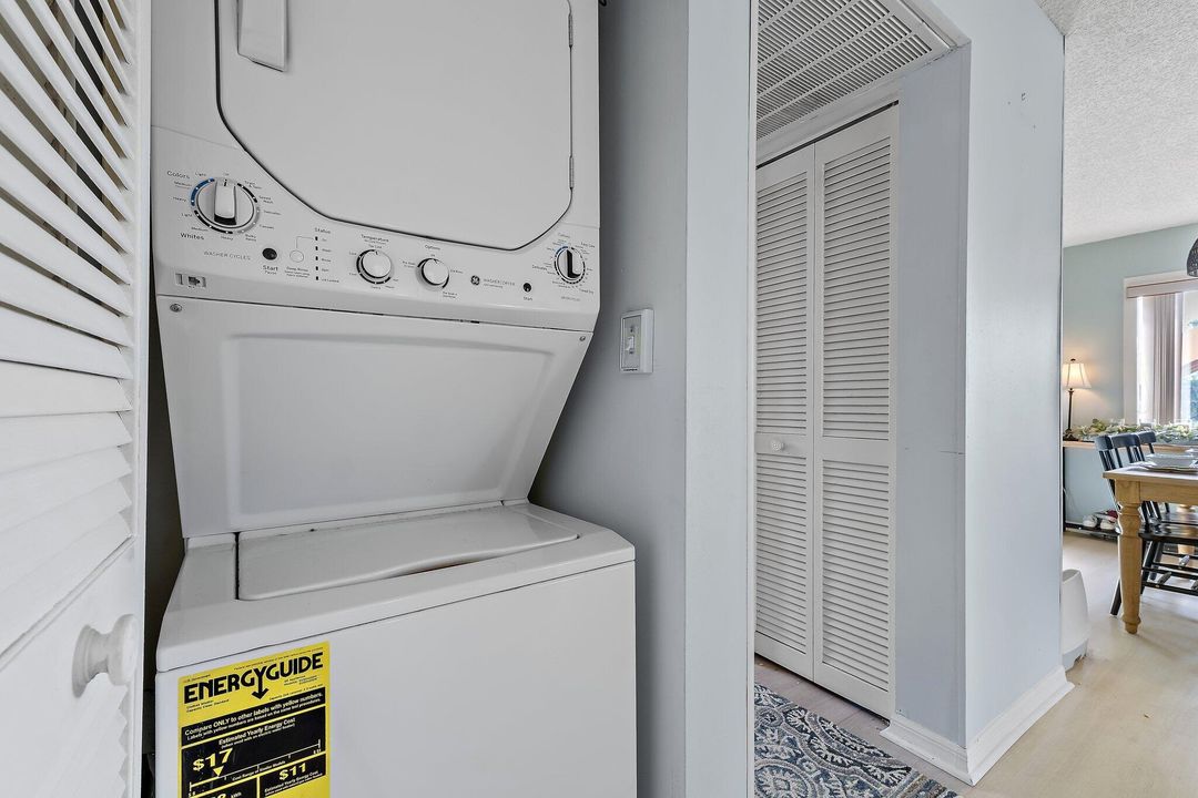 На продажу: $179,900 (3 спален, 2 ванн, 1116 Квадратных фут)