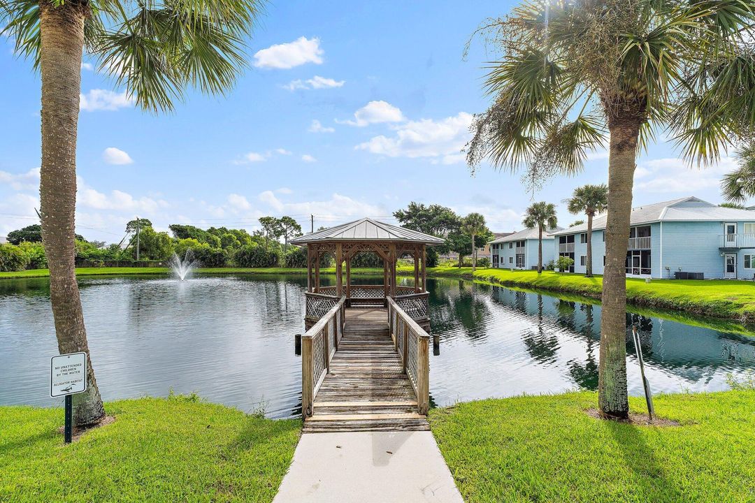 На продажу: $179,900 (3 спален, 2 ванн, 1116 Квадратных фут)