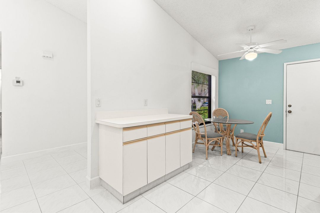 For Sale: $374,900 (2 beds, 2 baths, 1654 Square Feet)