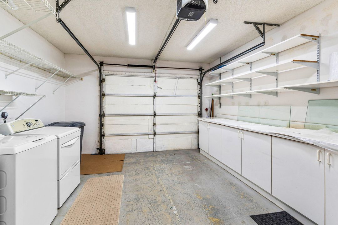 For Sale: $374,900 (2 beds, 2 baths, 1654 Square Feet)