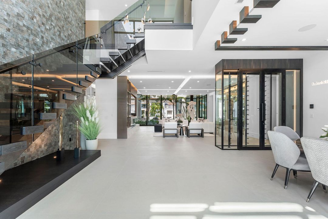 For Sale: $23,000,000 (6 beds, 7 baths, 9540 Square Feet)