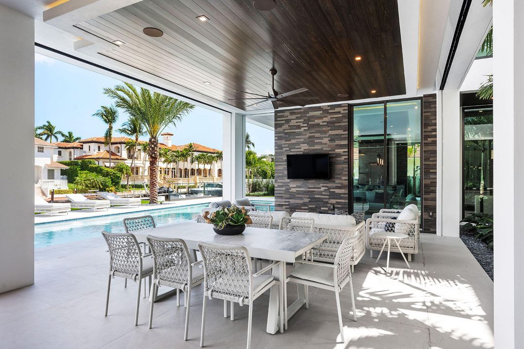 For Sale: $23,000,000 (6 beds, 7 baths, 9540 Square Feet)