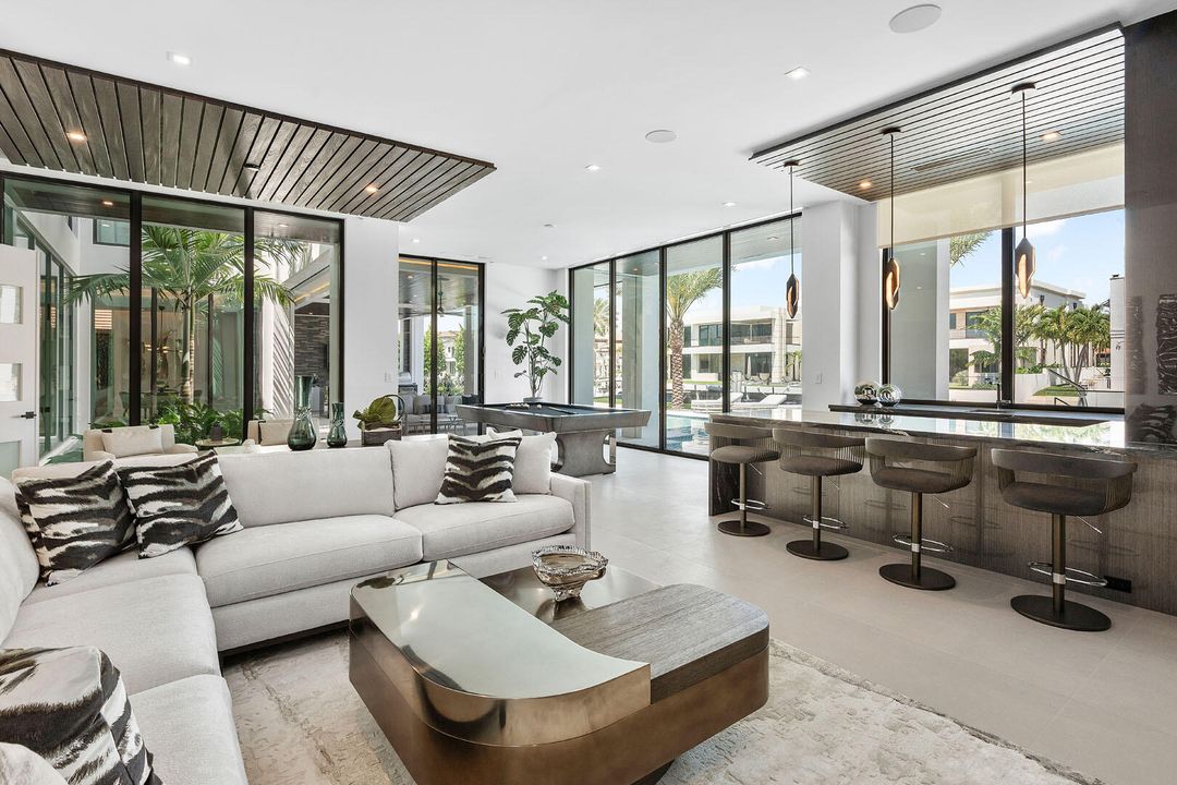 For Sale: $23,000,000 (6 beds, 7 baths, 9540 Square Feet)