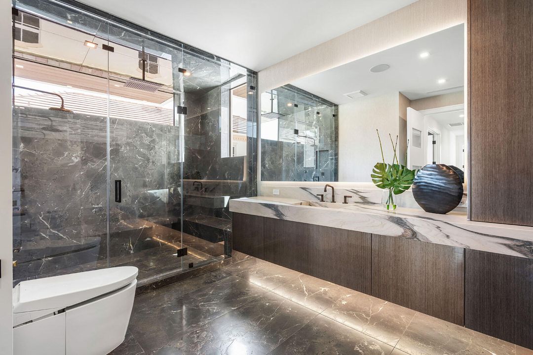 For Sale: $23,000,000 (6 beds, 7 baths, 9540 Square Feet)