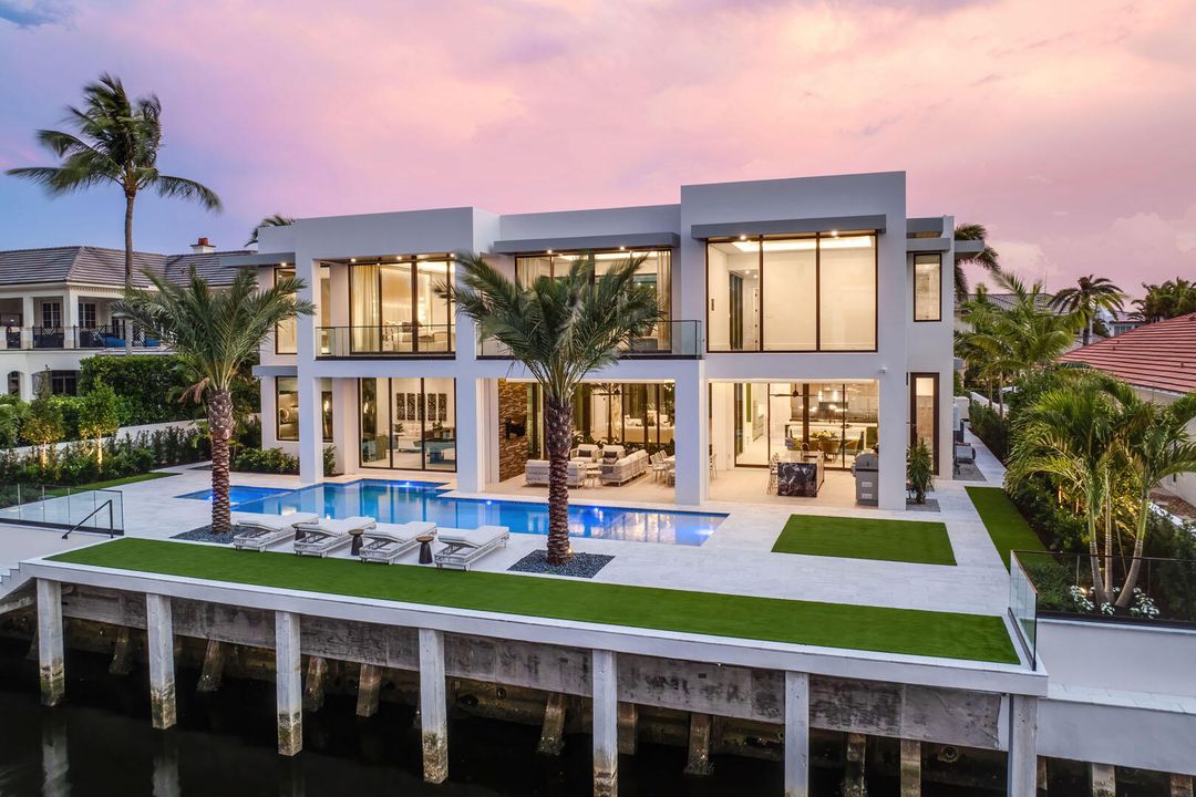 For Sale: $23,000,000 (6 beds, 7 baths, 9540 Square Feet)