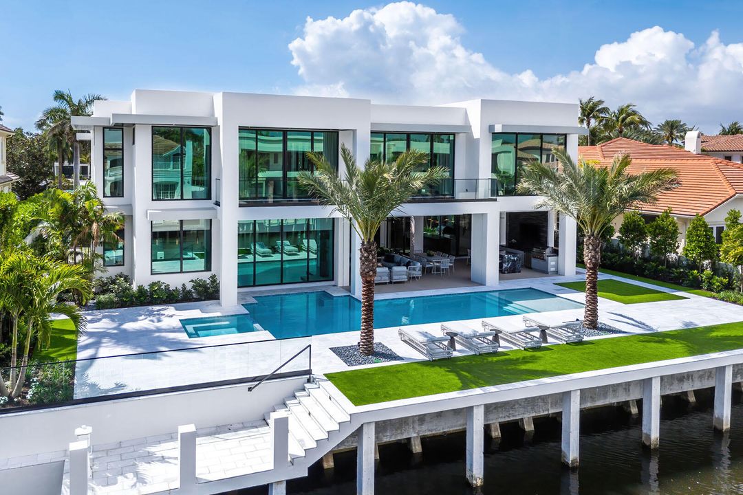 For Sale: $23,000,000 (6 beds, 7 baths, 9540 Square Feet)