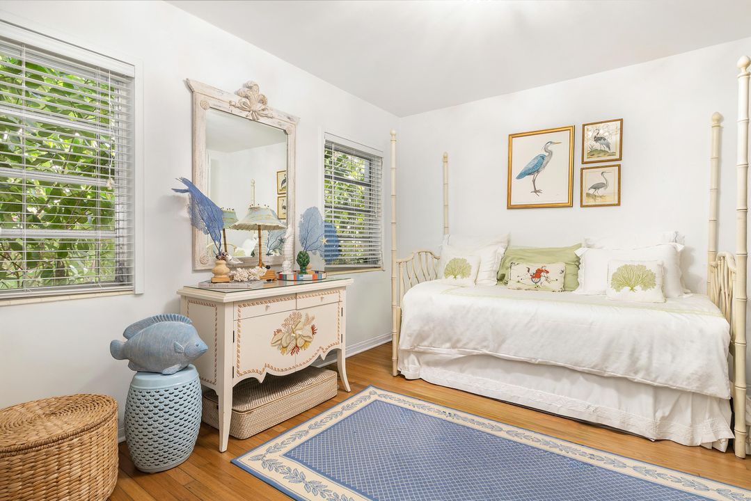 Active With Contract: $6,750,000 (4 beds, 4 baths, 2890 Square Feet)