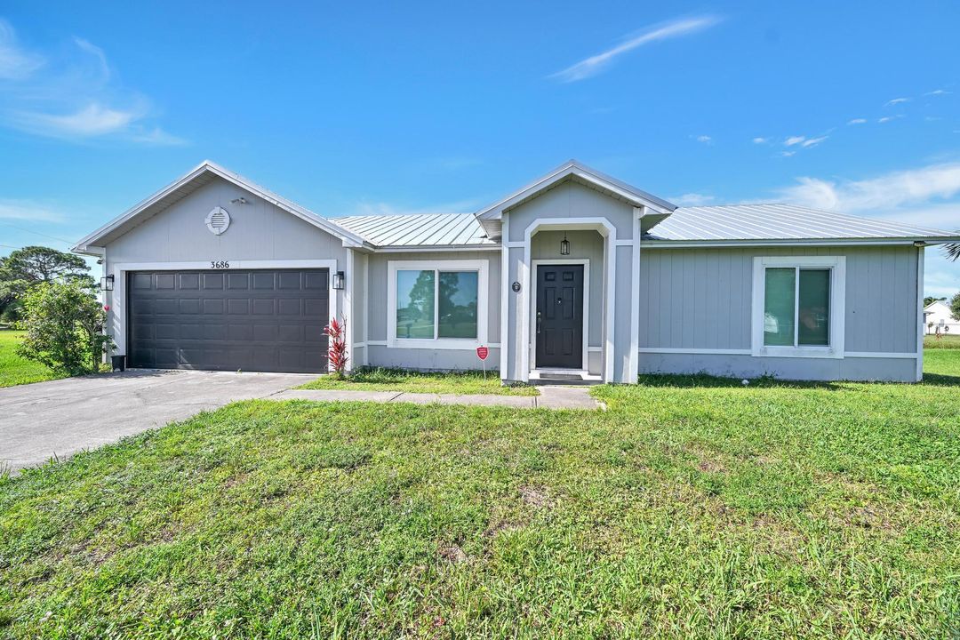 For Sale: $355,000 (3 beds, 2 baths, 1157 Square Feet)