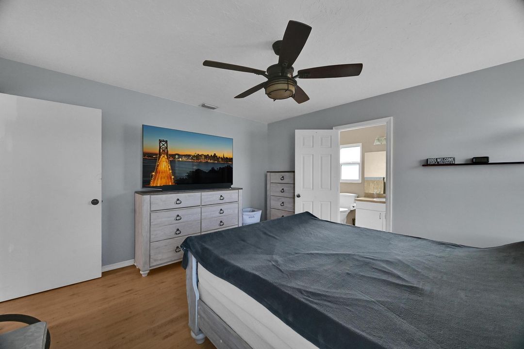 For Sale: $355,000 (3 beds, 2 baths, 1157 Square Feet)