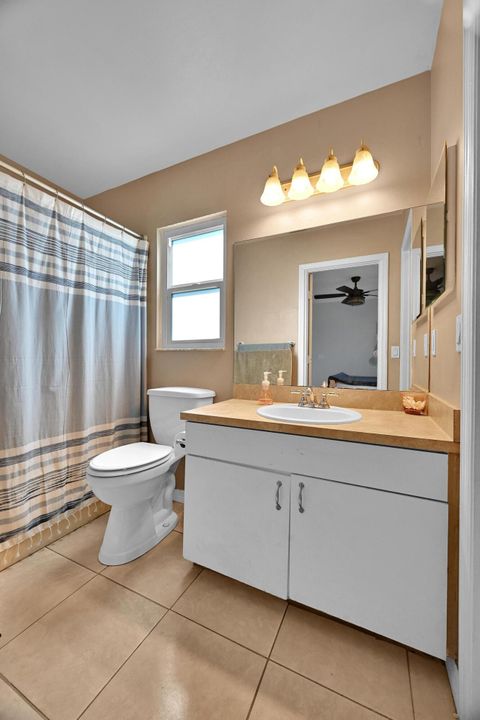 For Sale: $355,000 (3 beds, 2 baths, 1157 Square Feet)