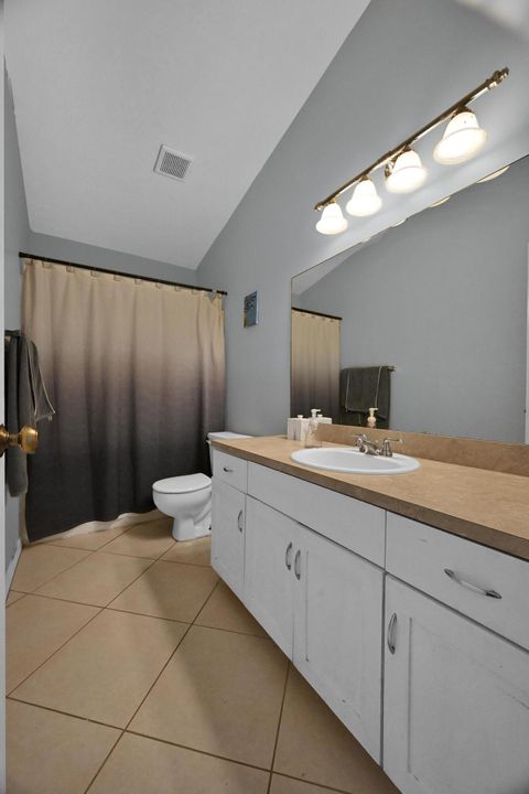 For Sale: $355,000 (3 beds, 2 baths, 1157 Square Feet)