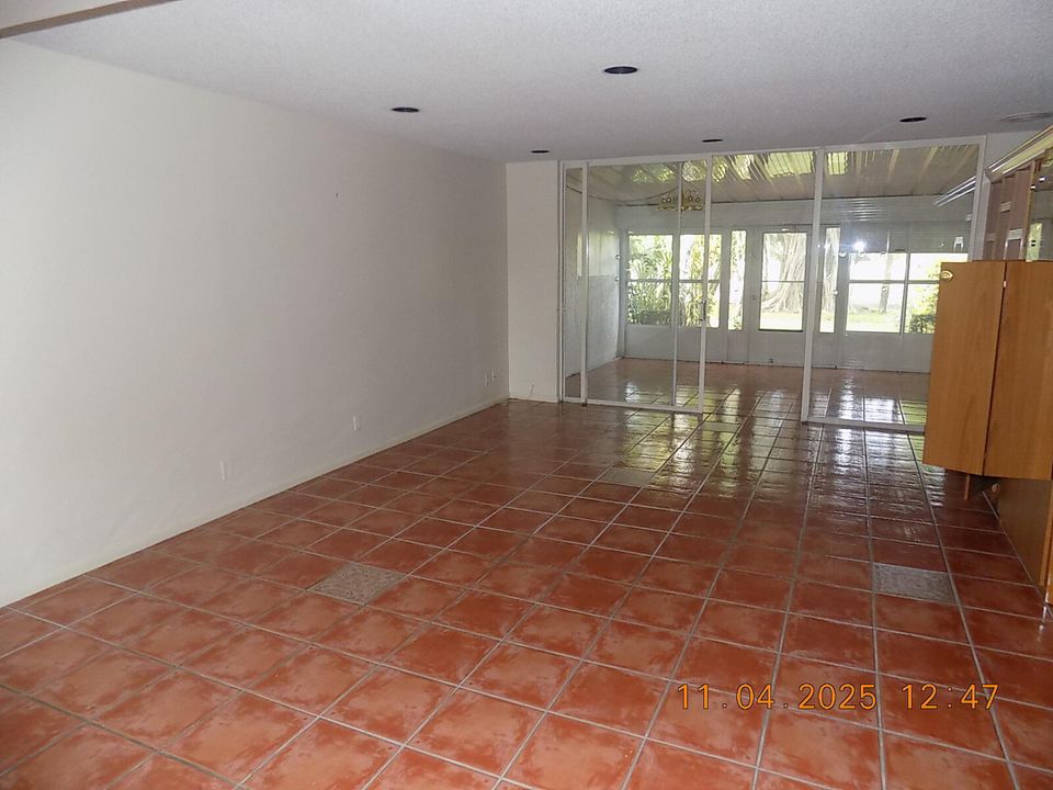 En Venta: $165,000 (2 camas, 1 baños, 1065 Pies cuadrados)