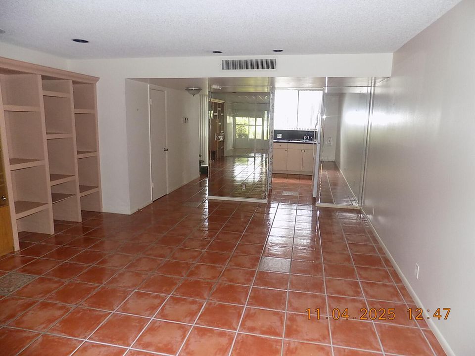 En Venta: $165,000 (2 camas, 1 baños, 1065 Pies cuadrados)