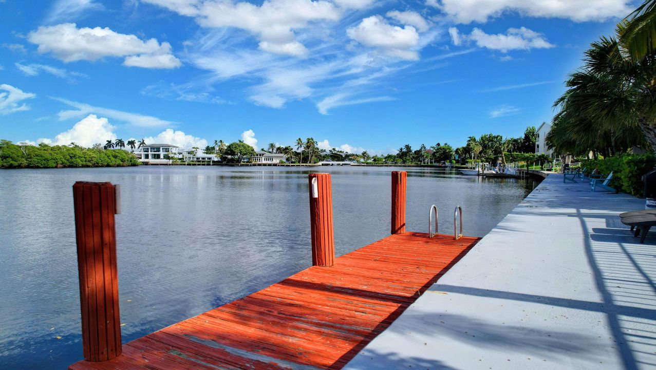 En Venta: $399,000 (1 camas, 1 baños, 702 Pies cuadrados)