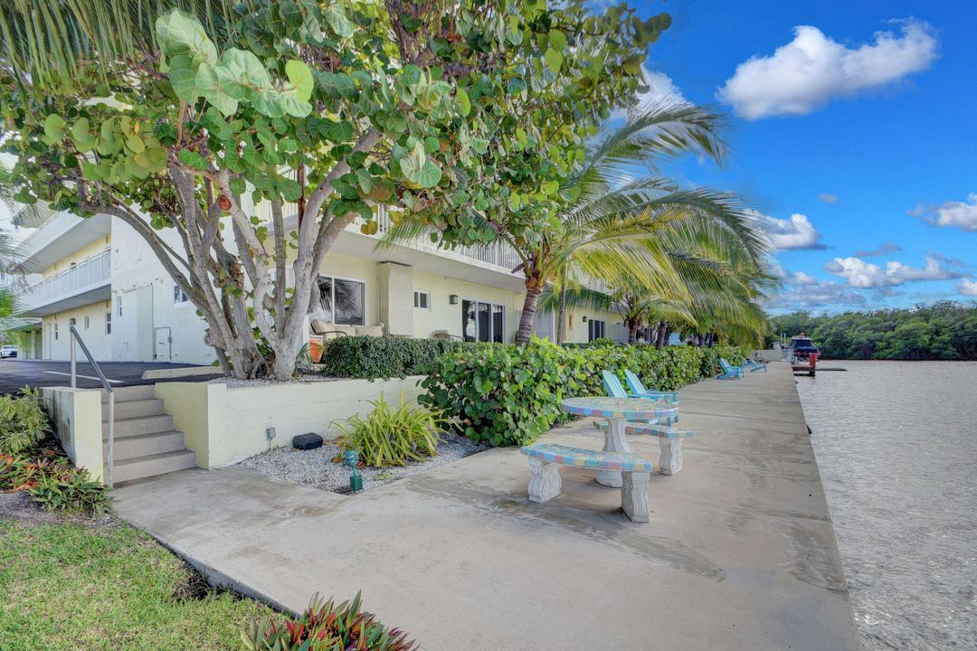 En Venta: $399,000 (1 camas, 1 baños, 702 Pies cuadrados)