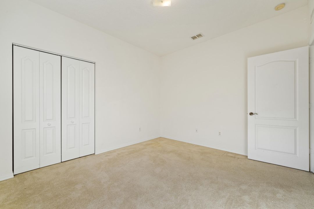 For Sale: $294,000 (3 beds, 2 baths, 1741 Square Feet)