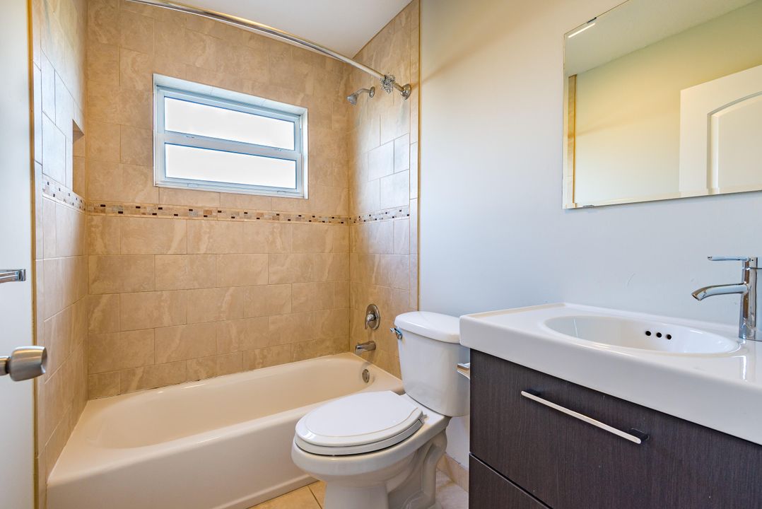 В аренду: $2,750 (2 спален, 1 ванн, 850 Квадратных фут)