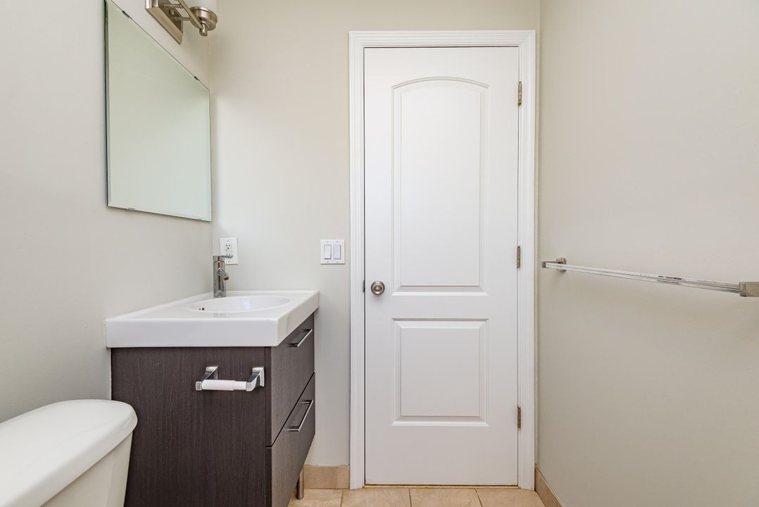 В аренду: $2,750 (2 спален, 1 ванн, 850 Квадратных фут)