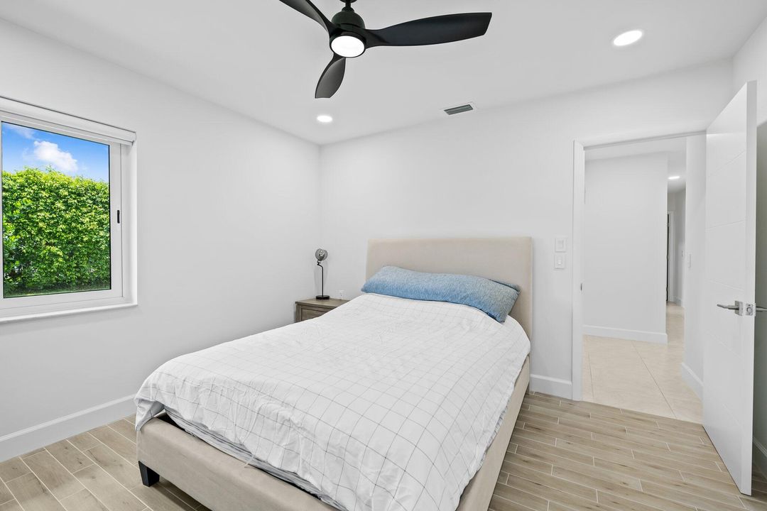 For Sale: $1,770,000 (5 beds, 4 baths, 3387 Square Feet)