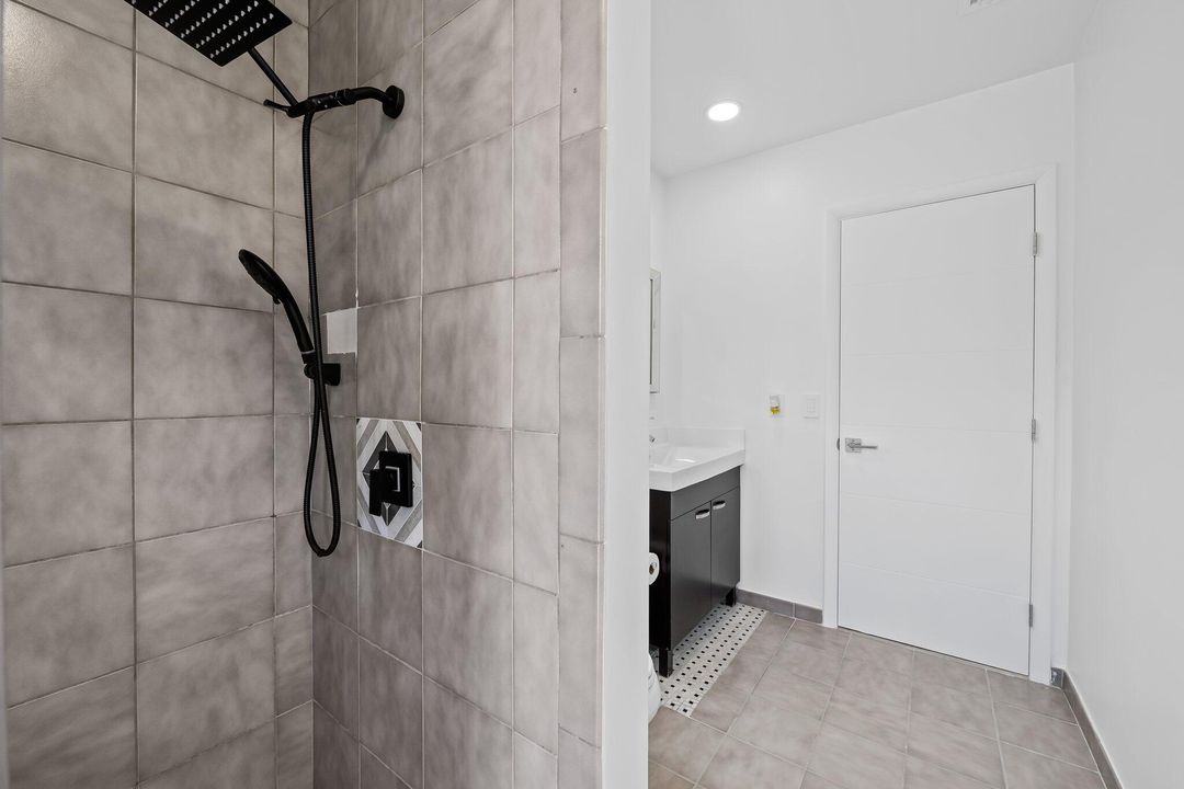 For Sale: $1,770,000 (5 beds, 4 baths, 3387 Square Feet)