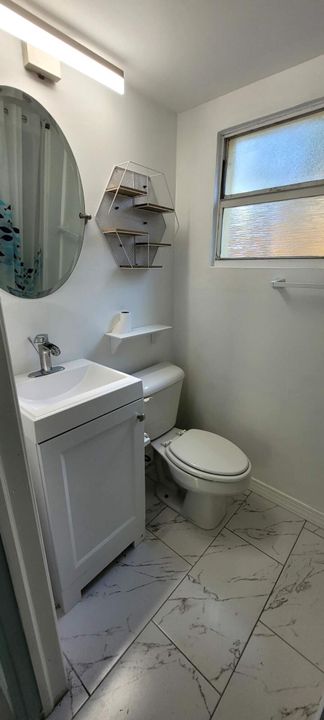 For Rent: $2,500 (2 beds, 1 baths, 800 Square Feet)