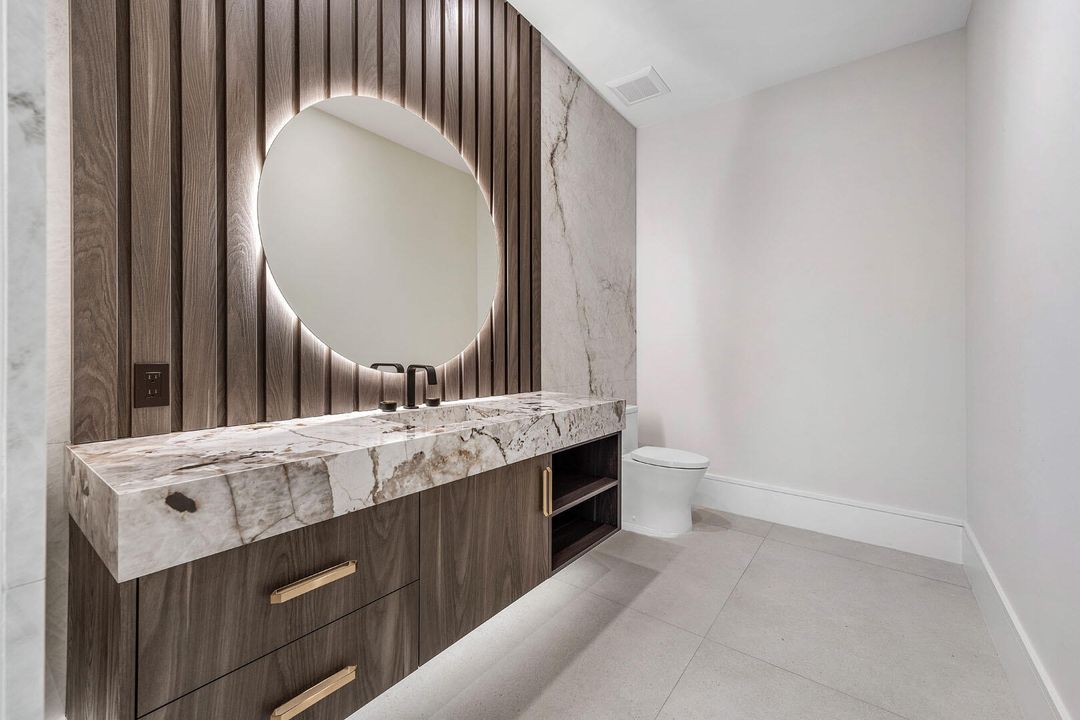 For Sale: $22,000,000 (6 beds, 7 baths, 10171 Square Feet)