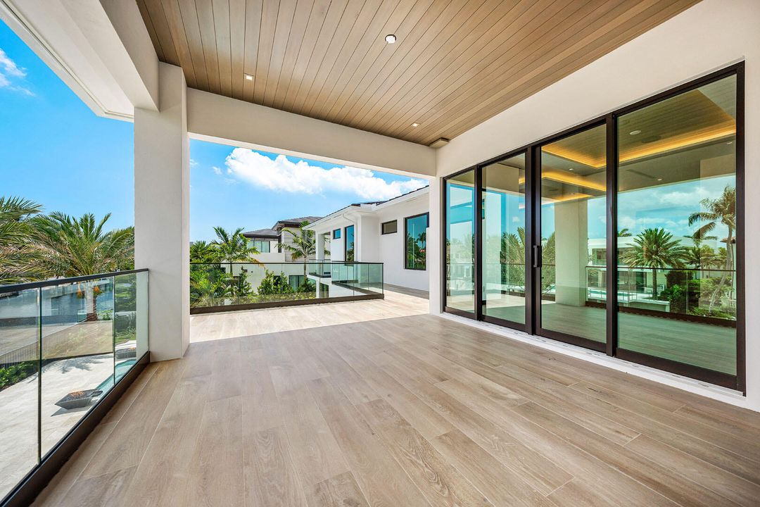 For Sale: $22,000,000 (6 beds, 7 baths, 10171 Square Feet)