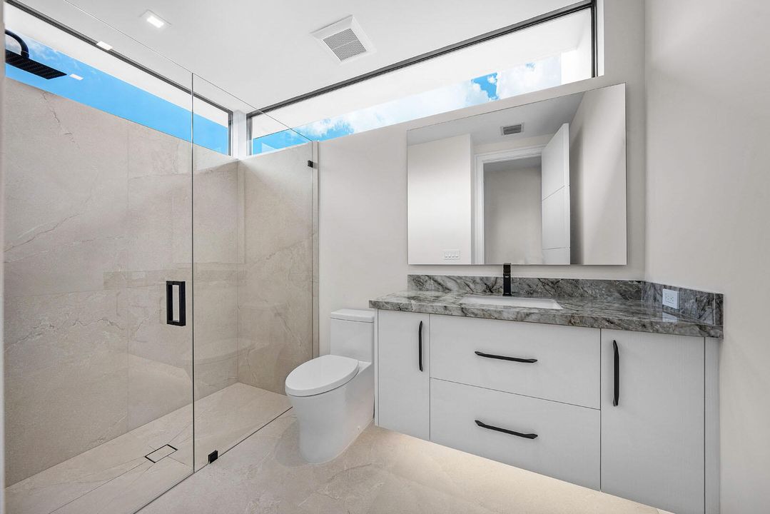 For Sale: $22,000,000 (6 beds, 7 baths, 10171 Square Feet)