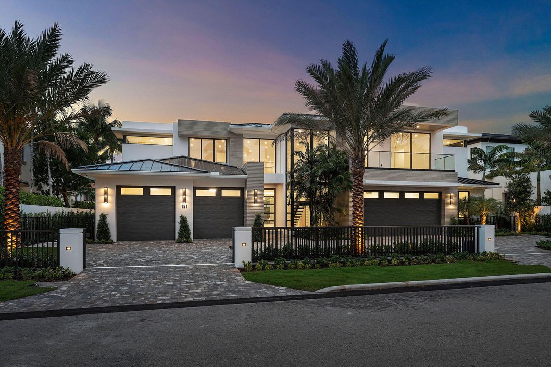 For Sale: $22,000,000 (6 beds, 7 baths, 10171 Square Feet)