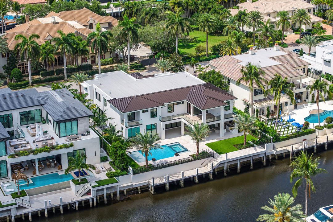 For Sale: $22,000,000 (6 beds, 7 baths, 10171 Square Feet)