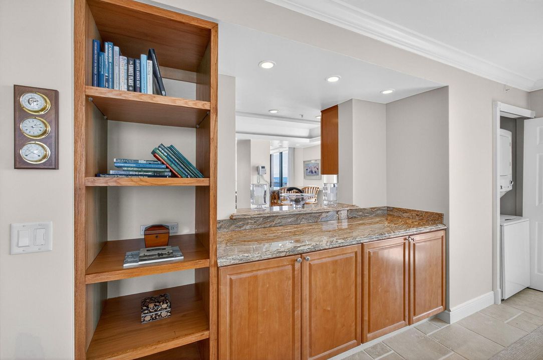 For Rent: $13,000 (3 beds, 2 baths, 2100 Square Feet)